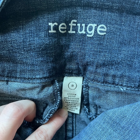 Jean Shorts - Picture 3 of 3